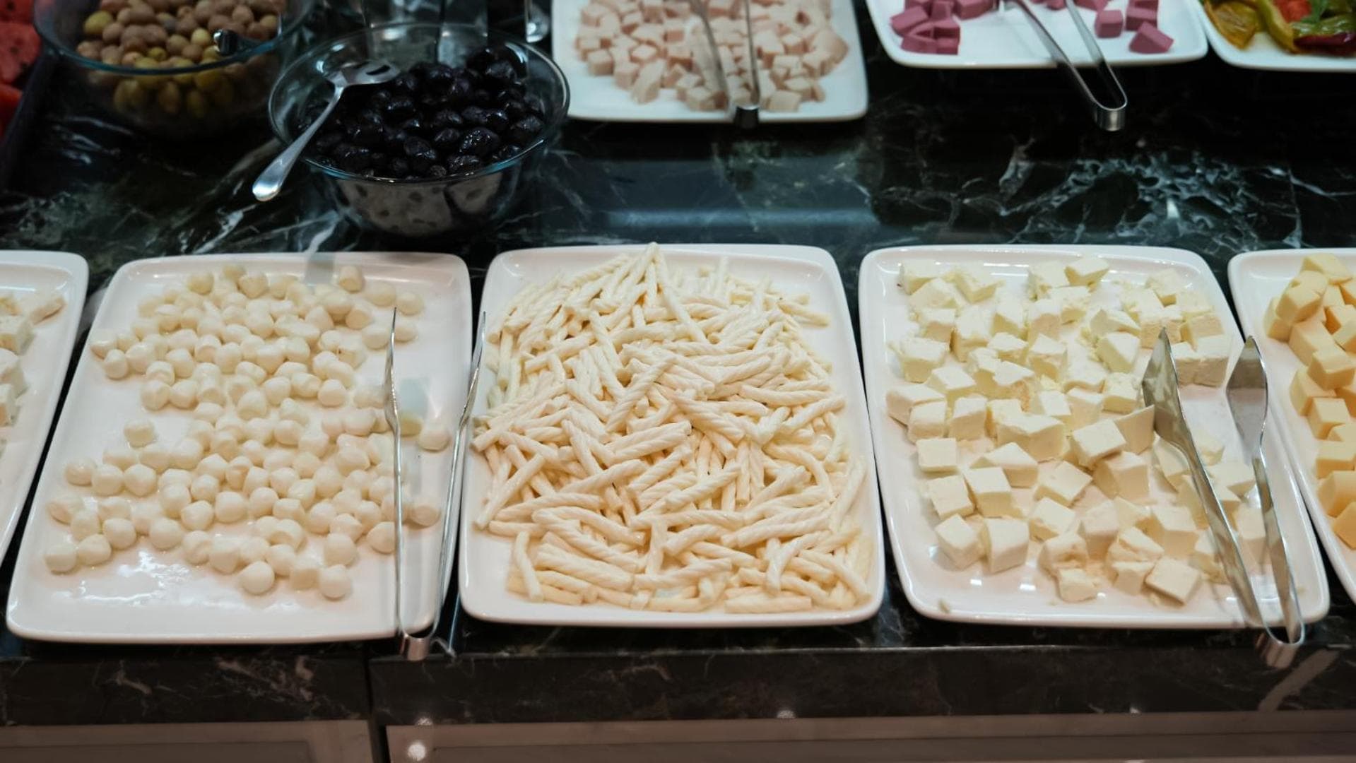 Sky Hill Hotel - Image 4