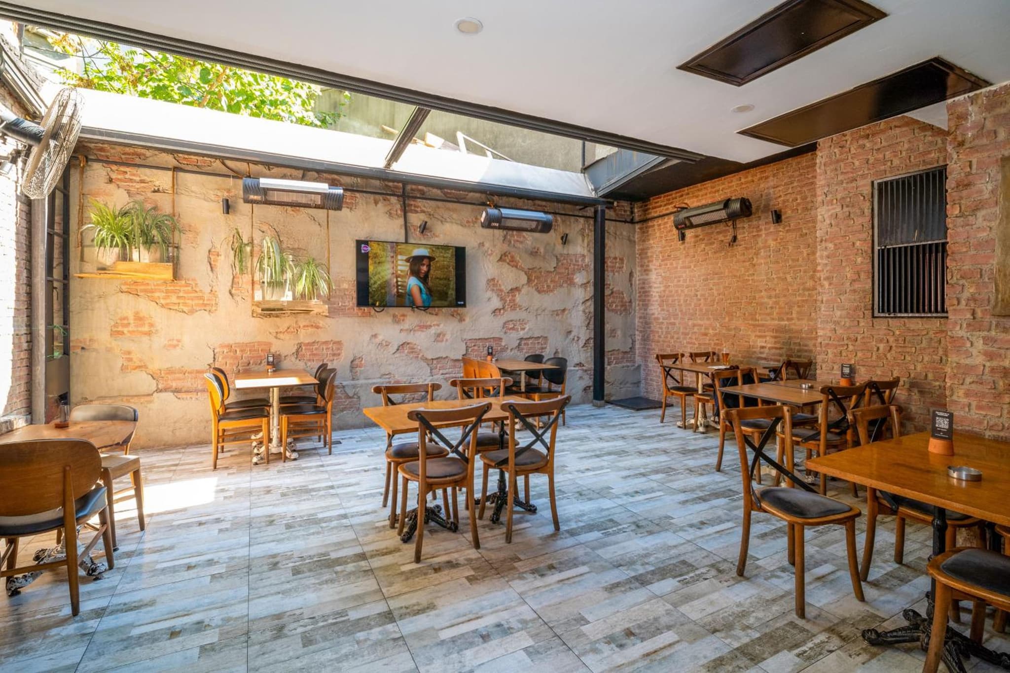 Hotel Blisstanbul becomes Blisstanbul Otel. - Image 4