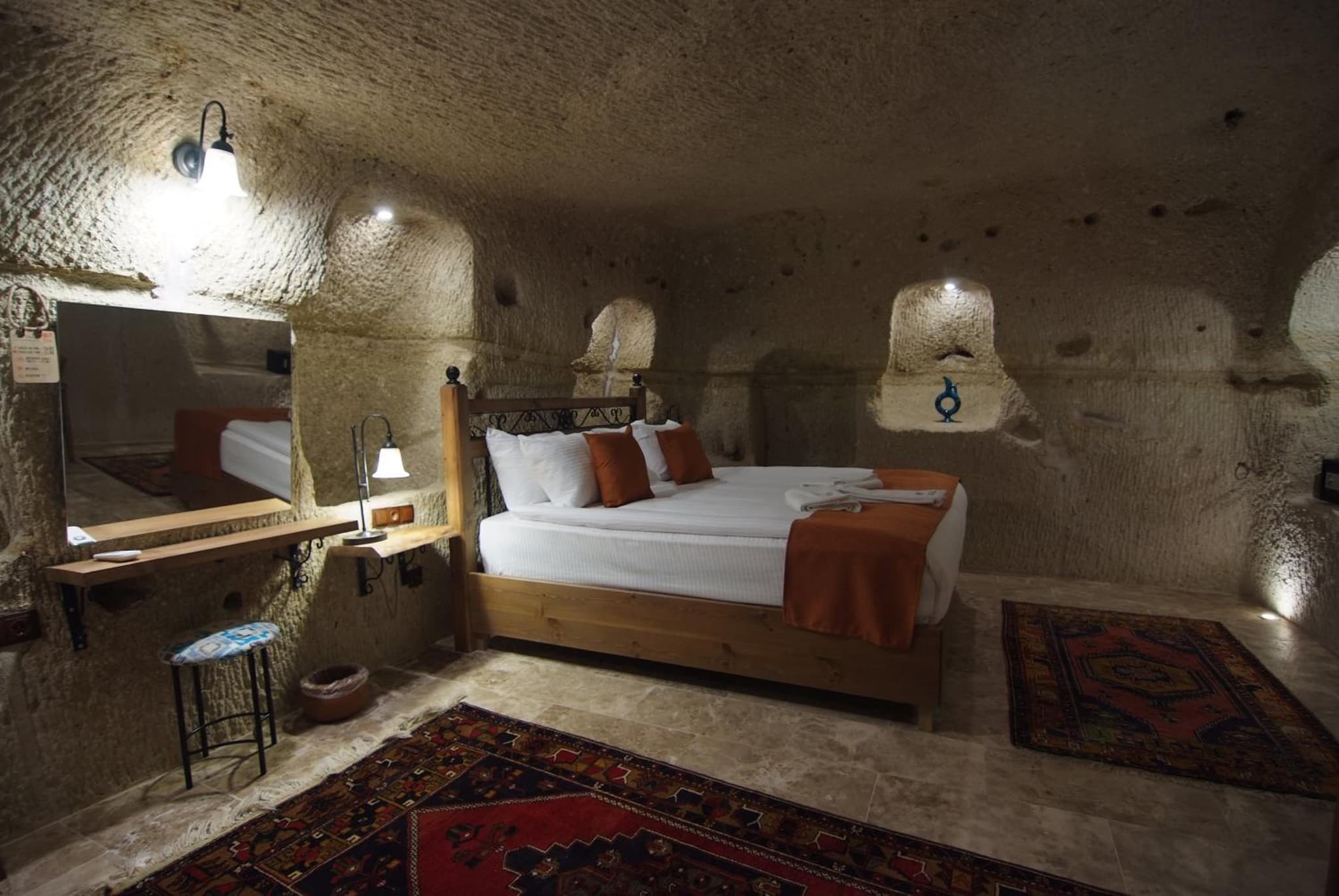 Peruna Cave - Image 4