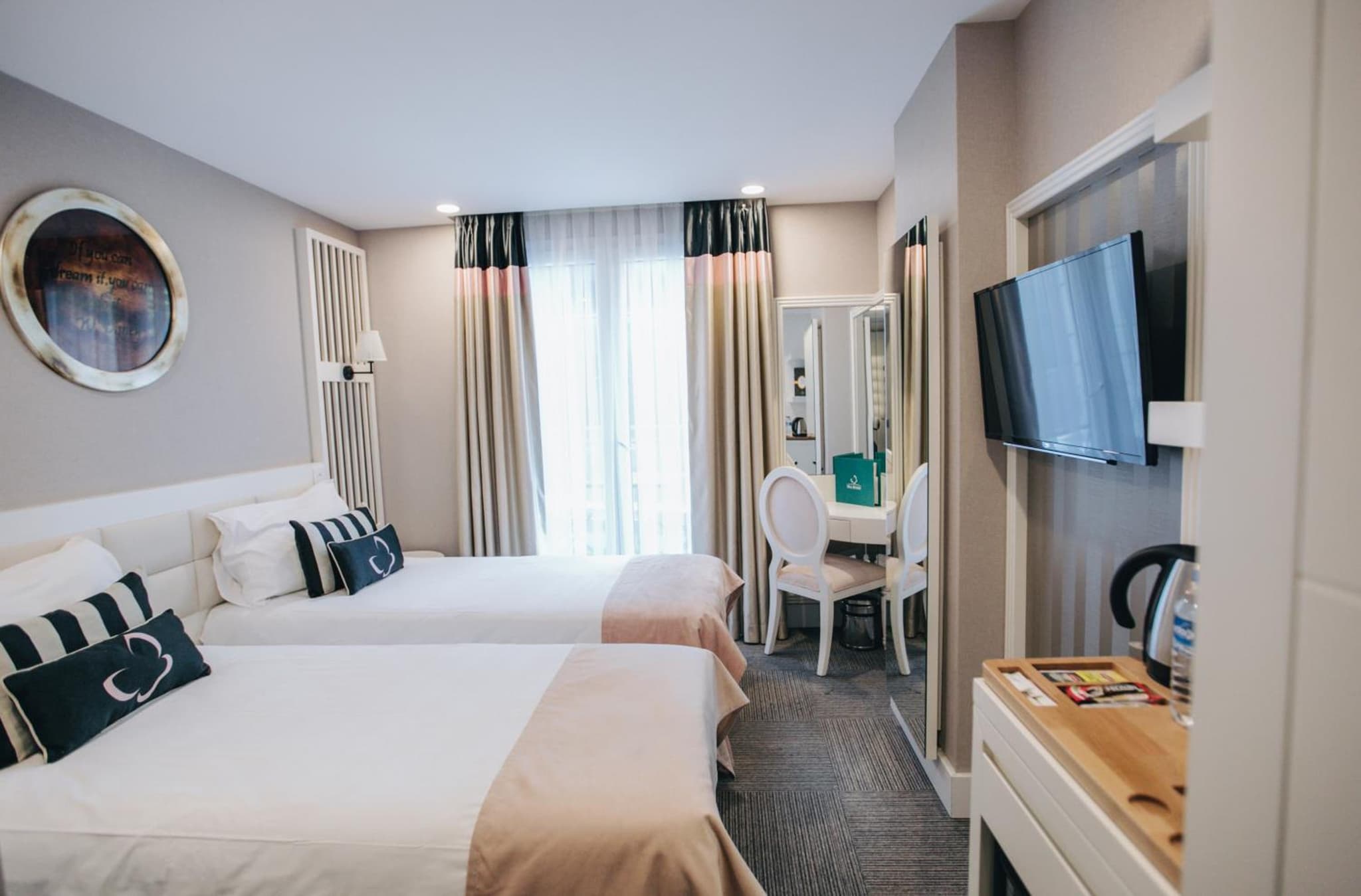 Mia Berre Otelleri - Image 1