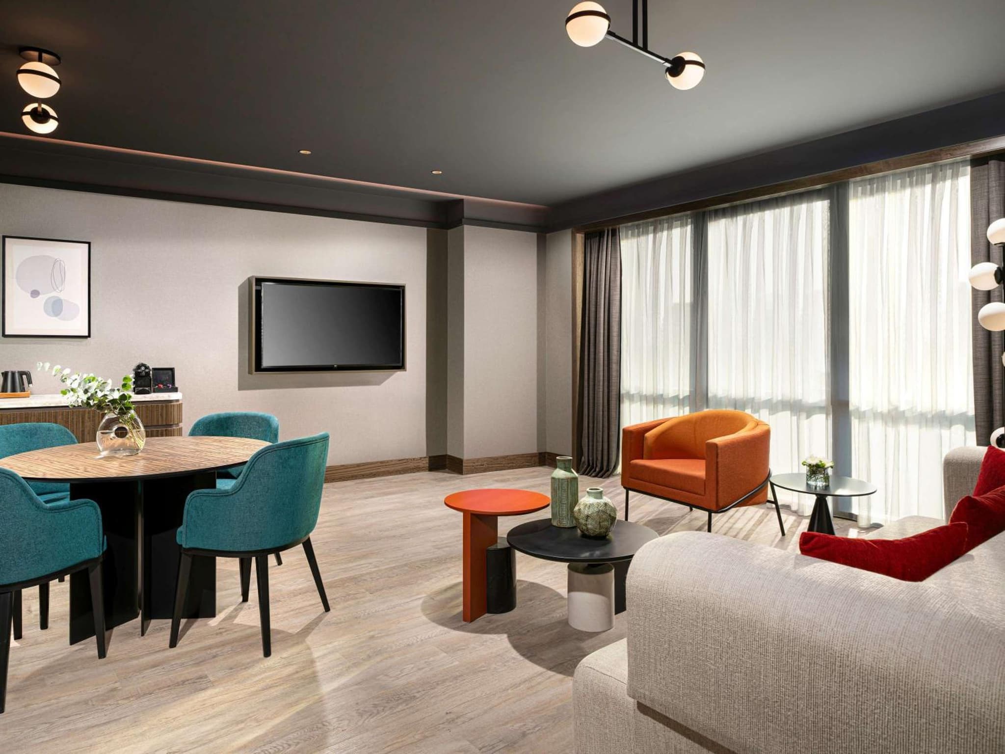 Mövenpick Hotel Istanbul Marmara Sea - Image 1