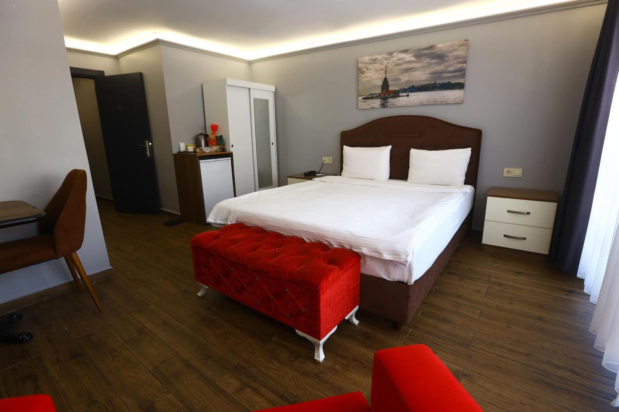 Zendy Suite Otel - Image 2