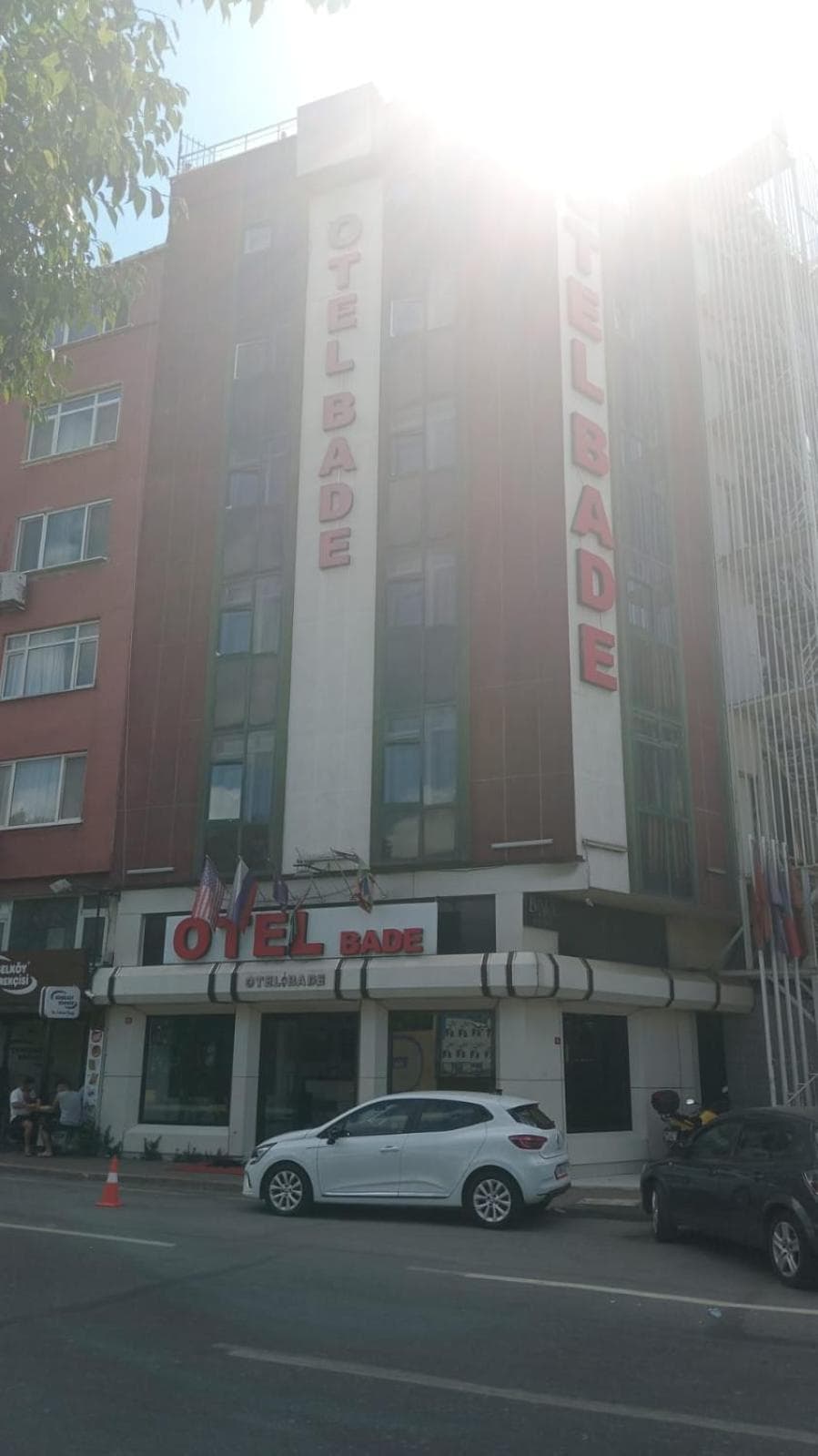 Bade Otel - Image 1