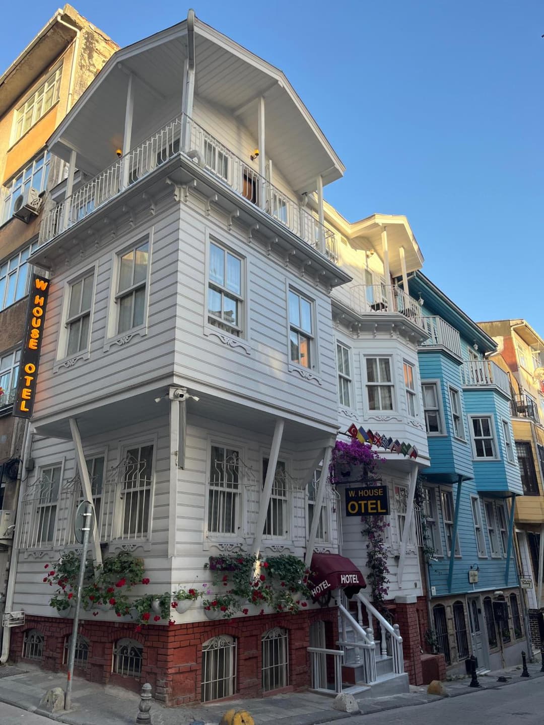 Kadıköy White House fotoğrafı