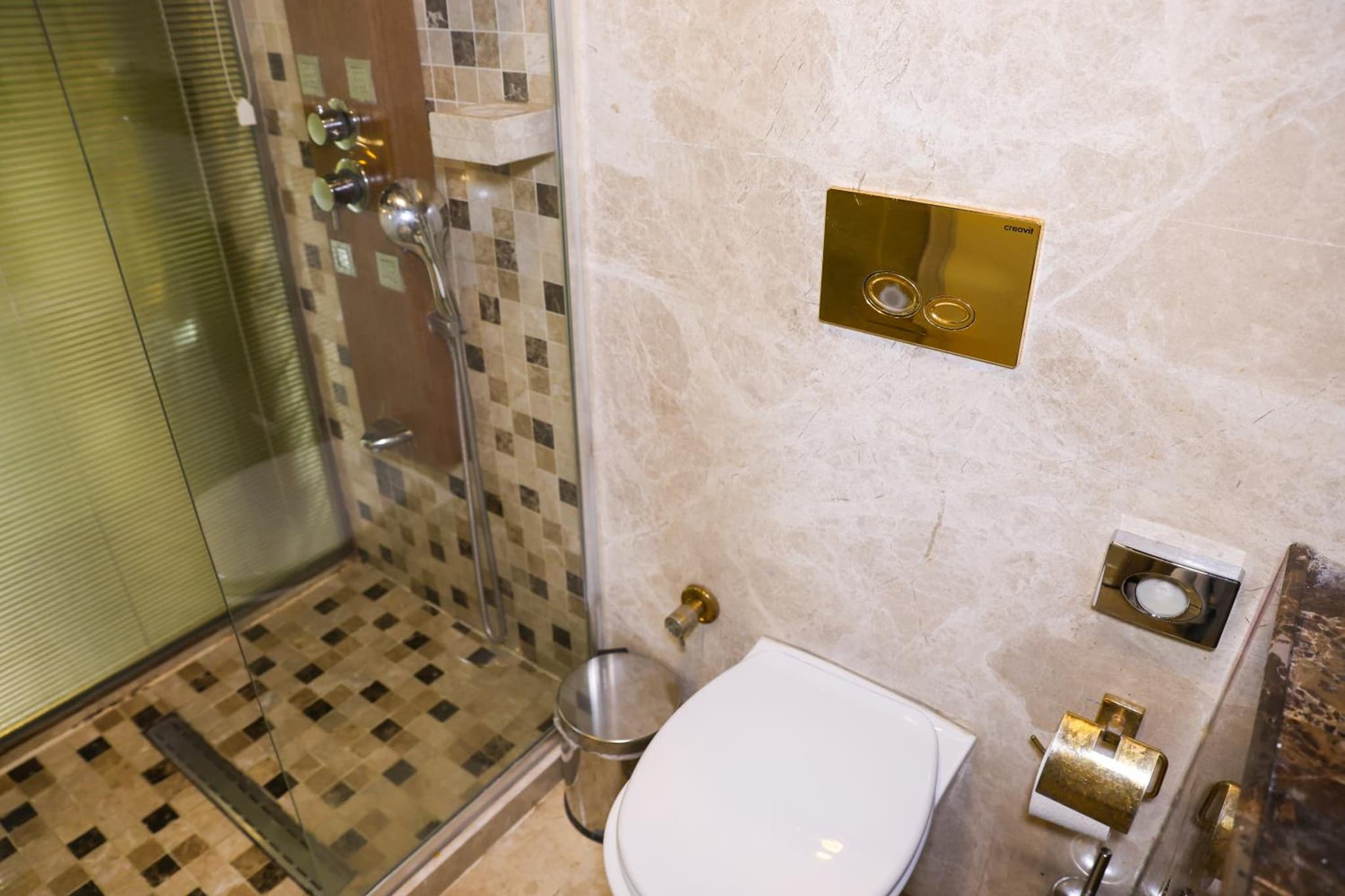 Continent Otel Atasehir - Image 1