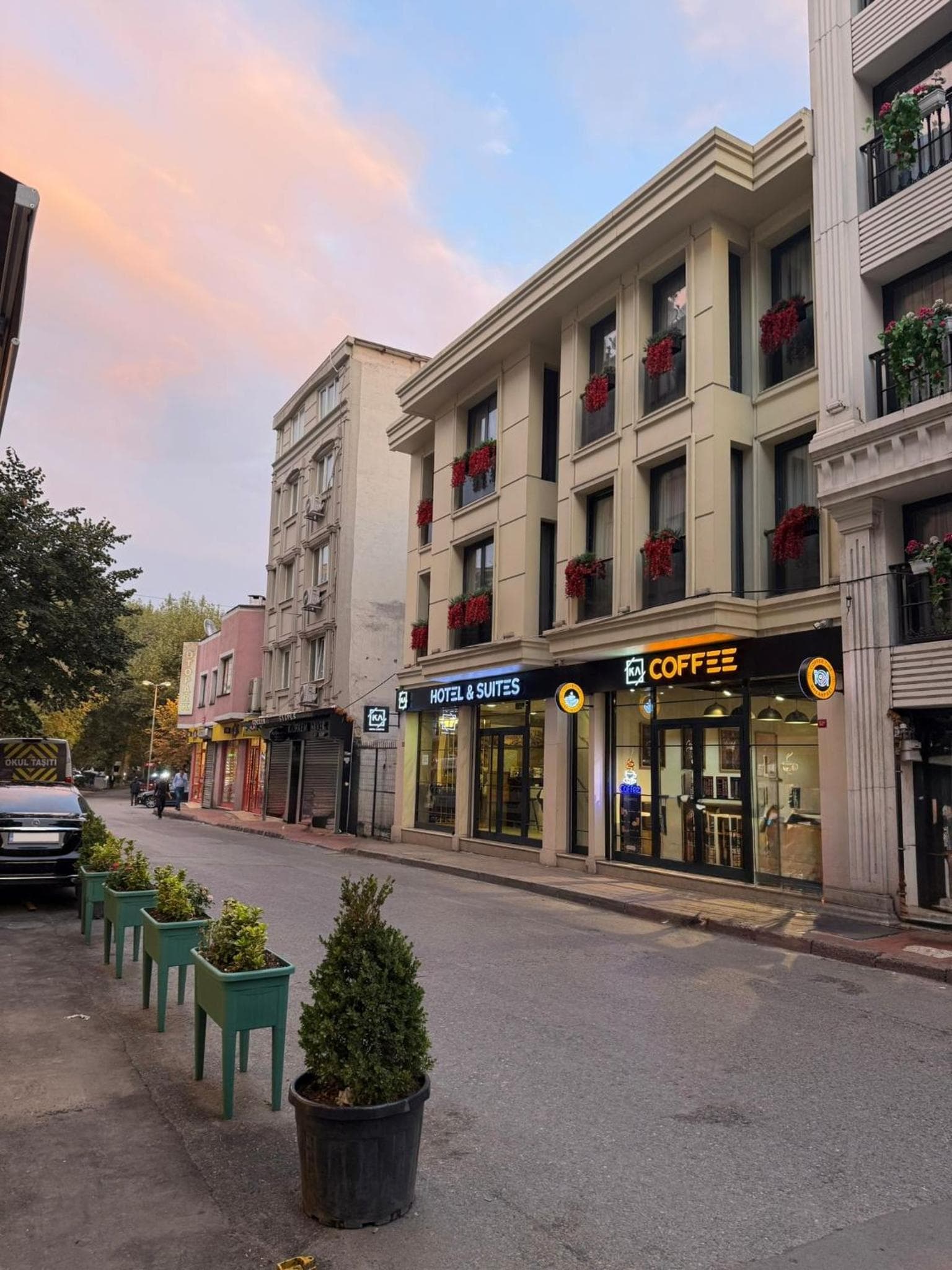 KA Hotel & Suites - Image 3