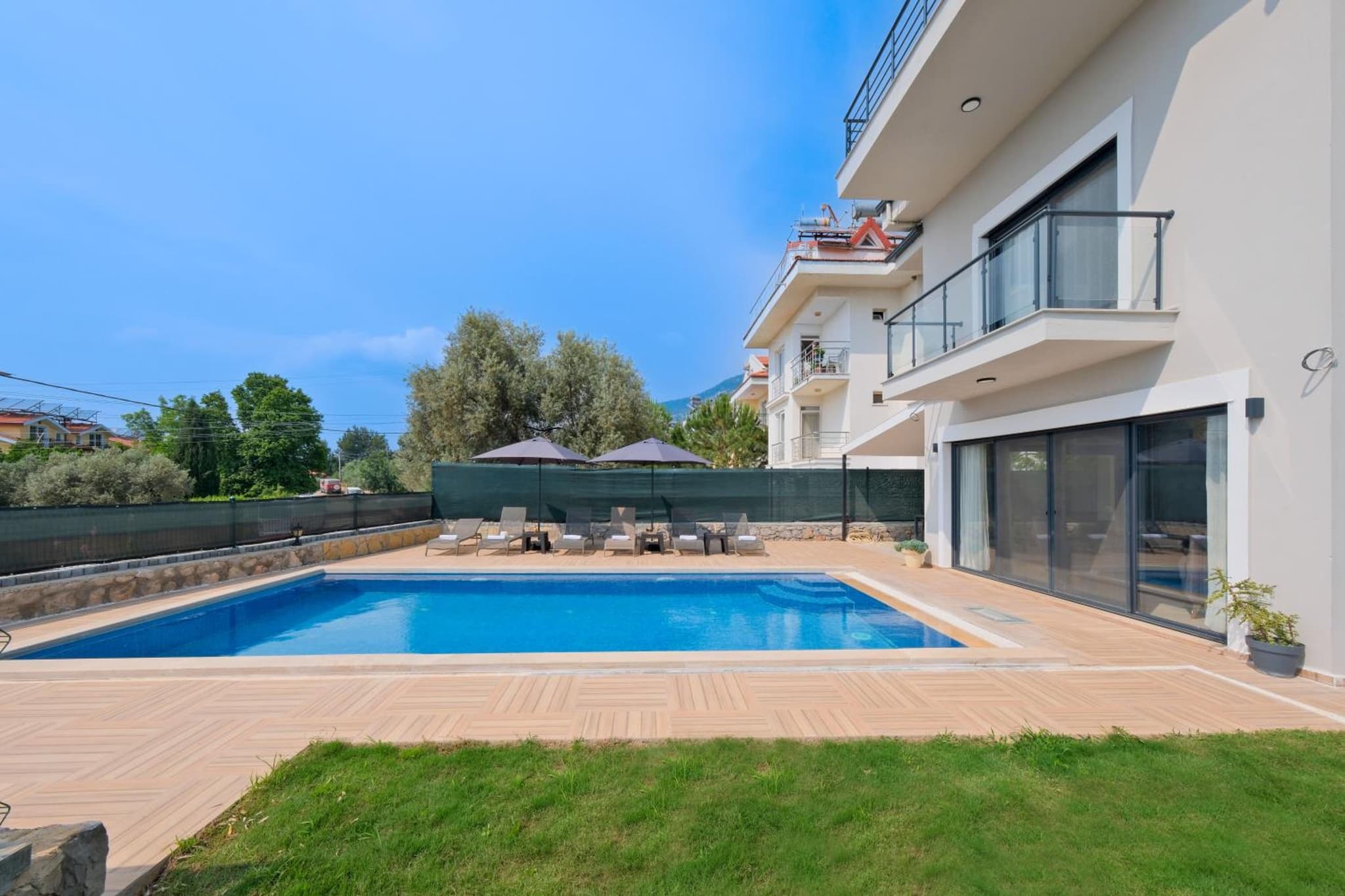 Villa Aromatherapy - Image 1