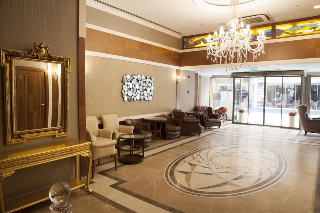 Crestium Prime Square fotoğrafı