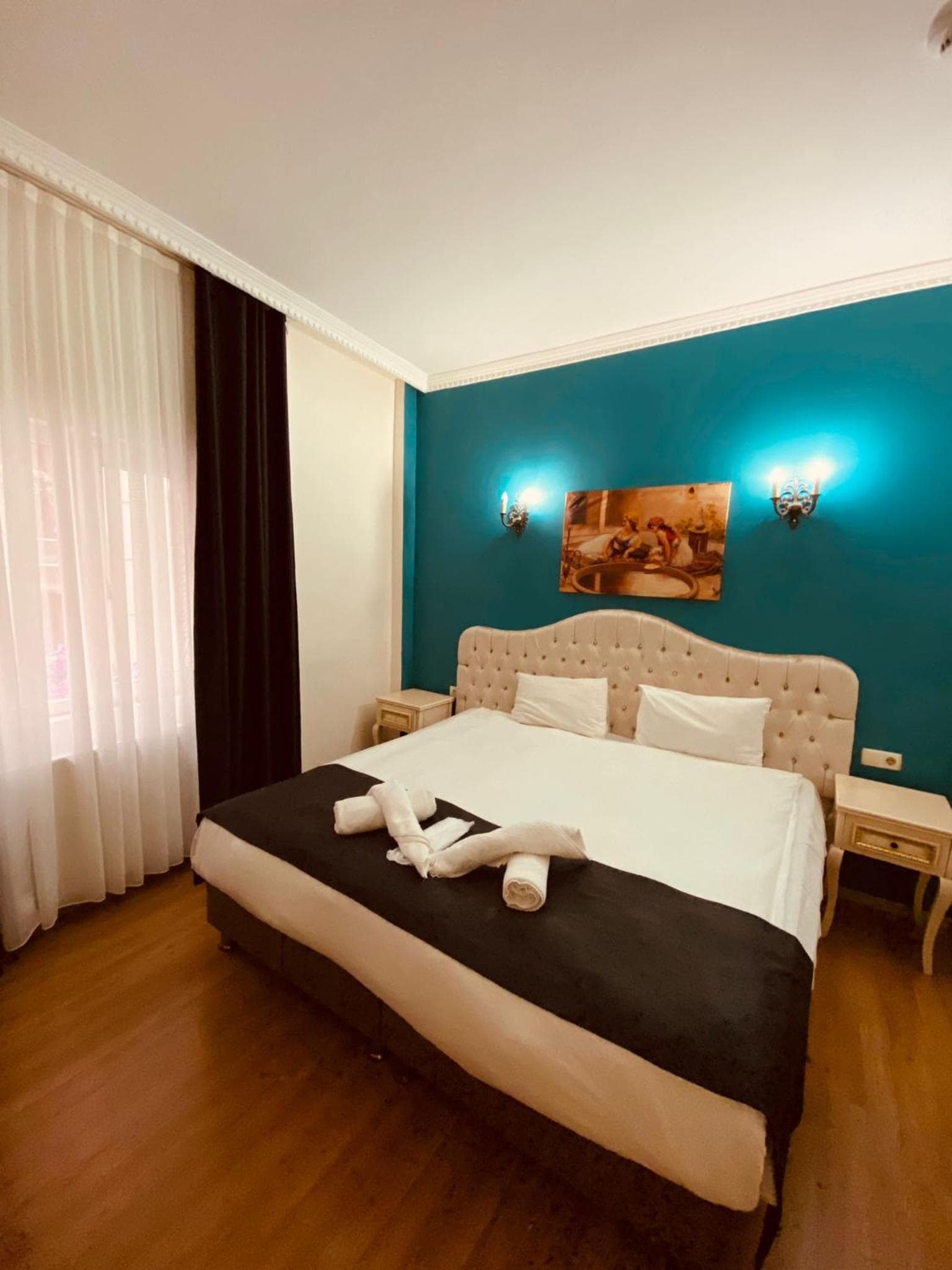 Adora Otel - Image 2