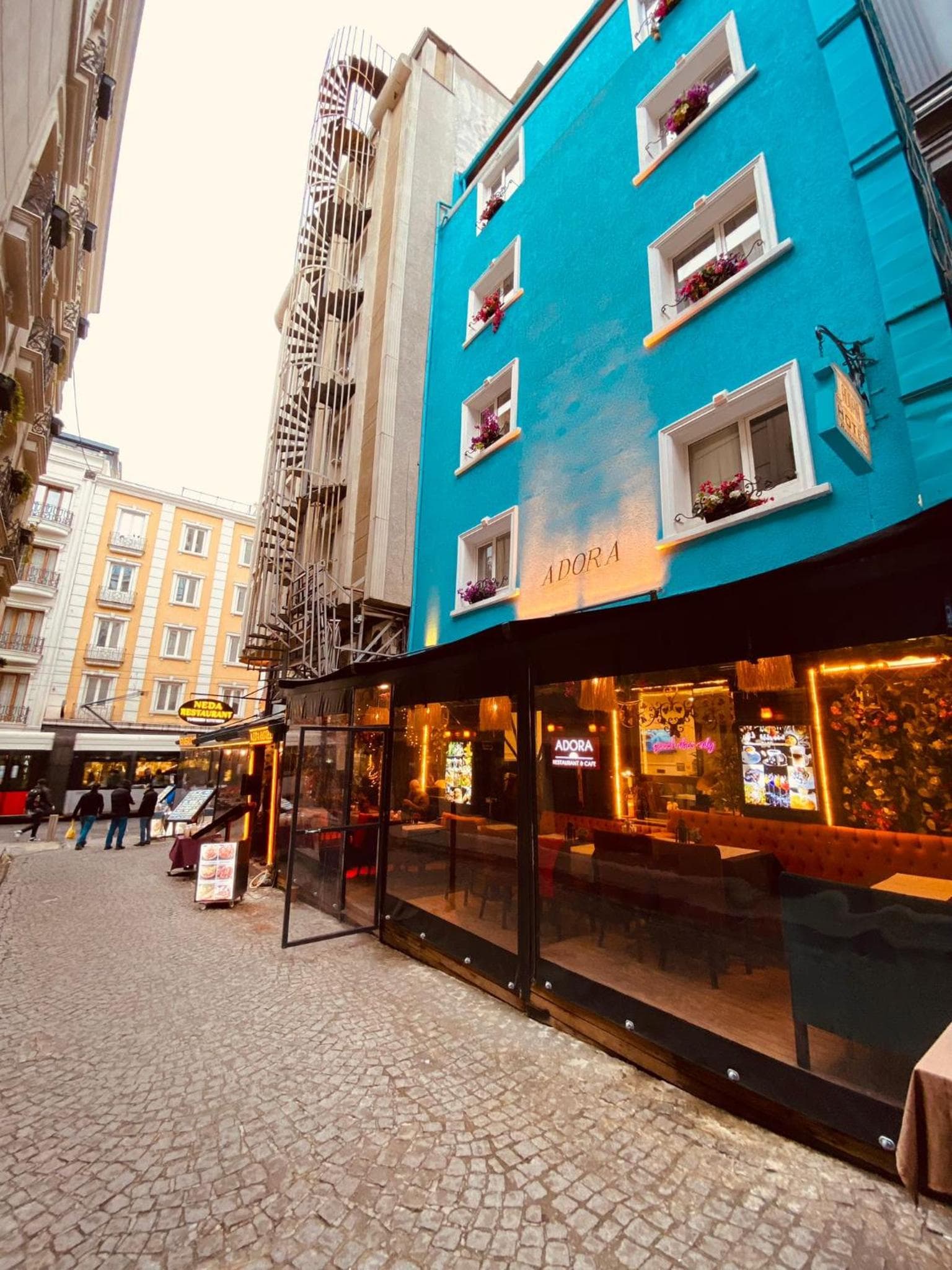 Adora Otel - Image 1