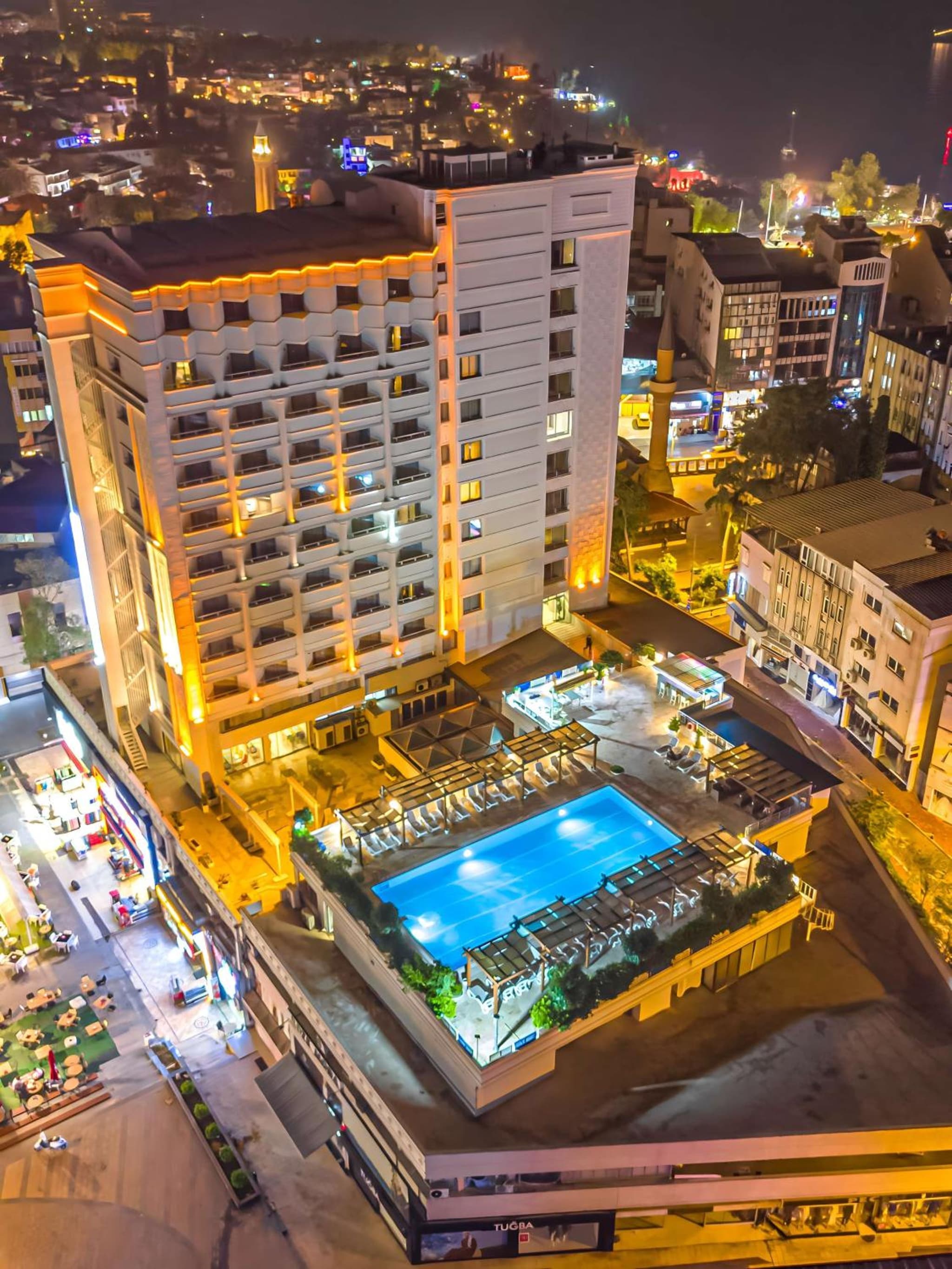 Best Western Plus Khan Hotel - Image 1