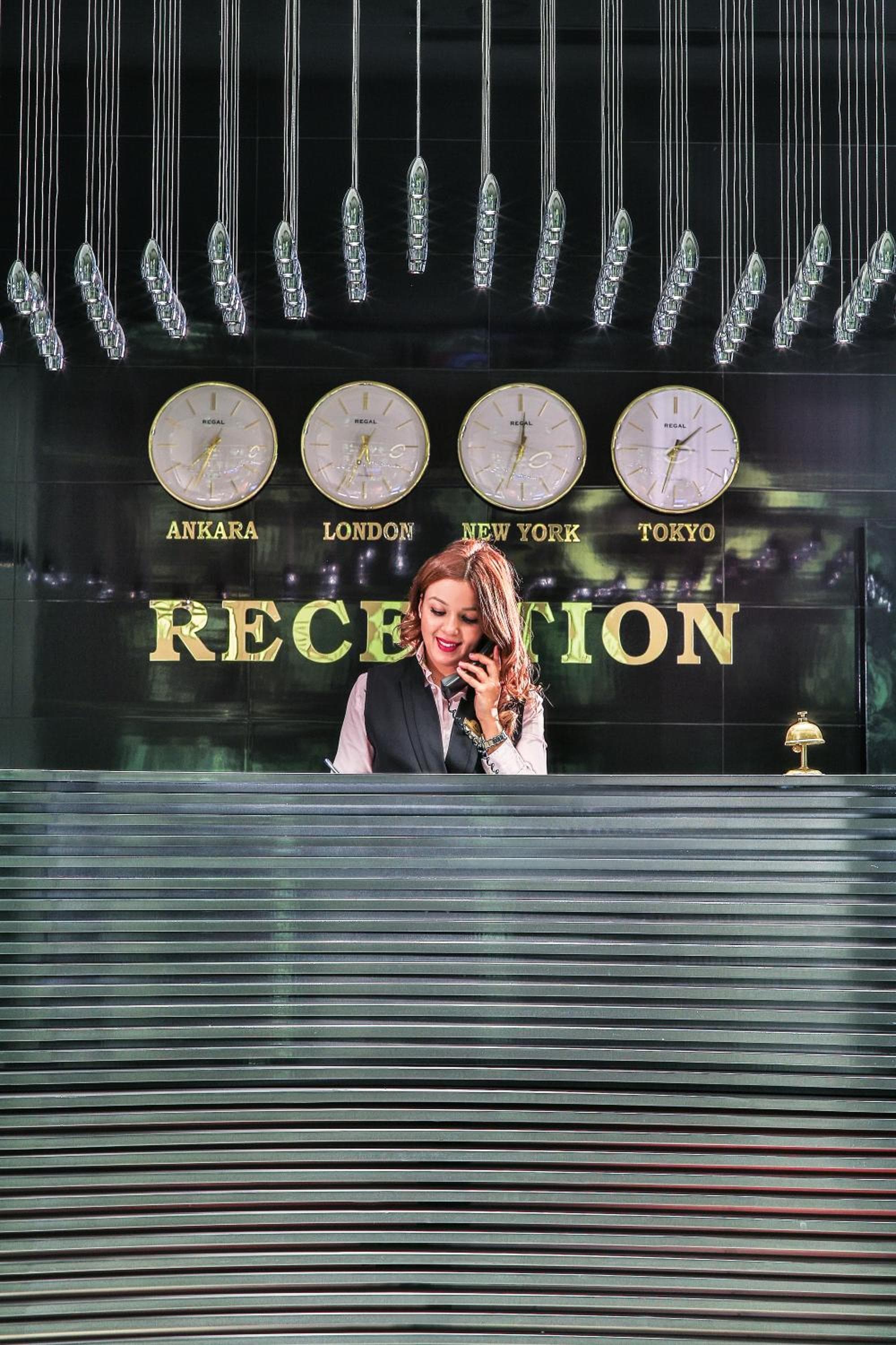 Demonti Hotel - Image 4