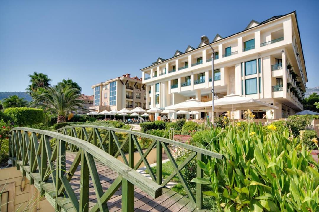 Golden Lotus Hotel fotoğrafı