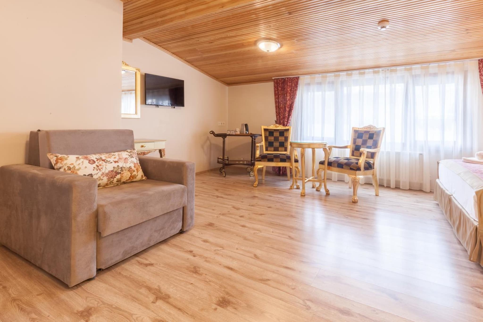 Saba Sultan Hotel - Image 1