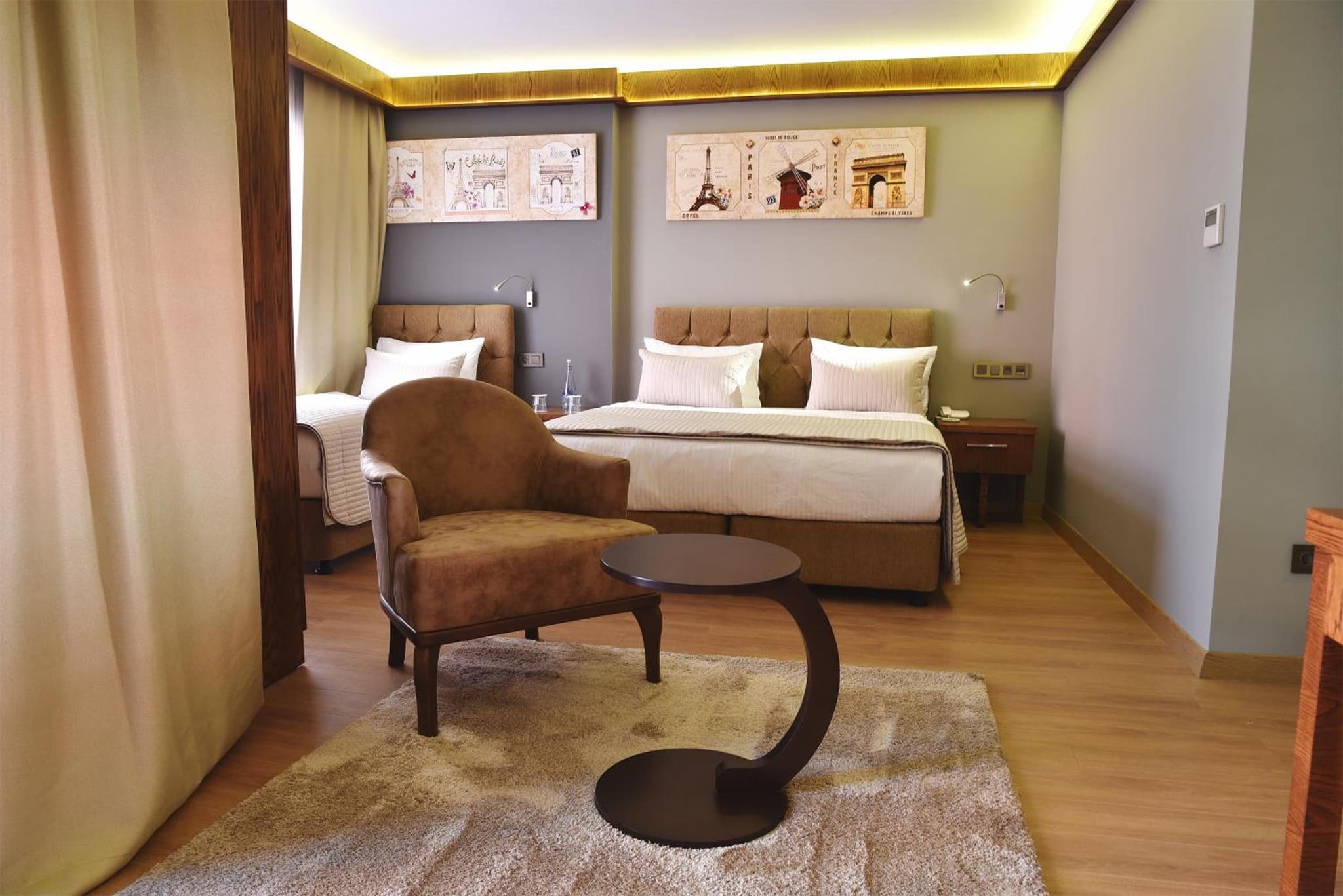 The Elegant Otel - Image 4