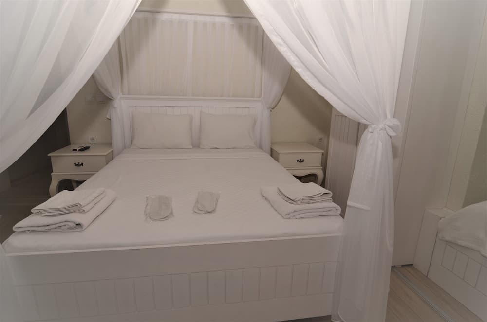 Alacati Eldoris Otel - Image 3