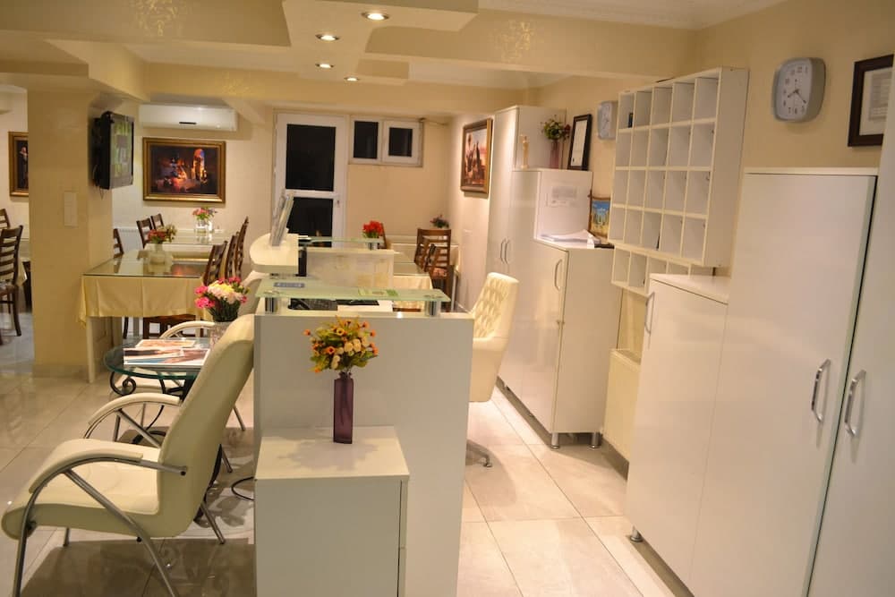 Grand Fatih Otel - Image 1