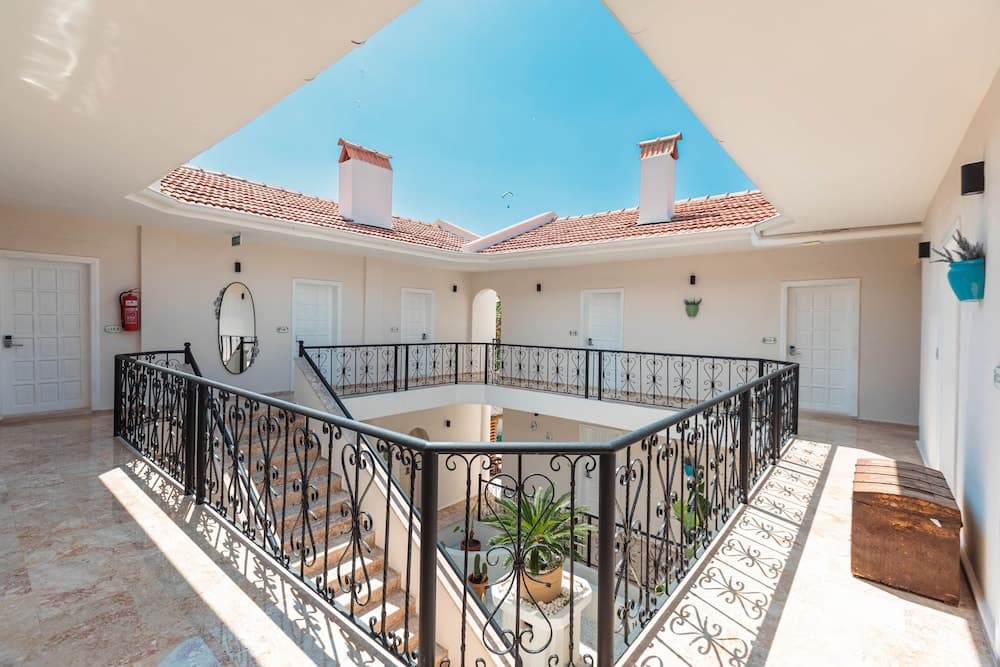 Bronze Hotel fotoğrafı