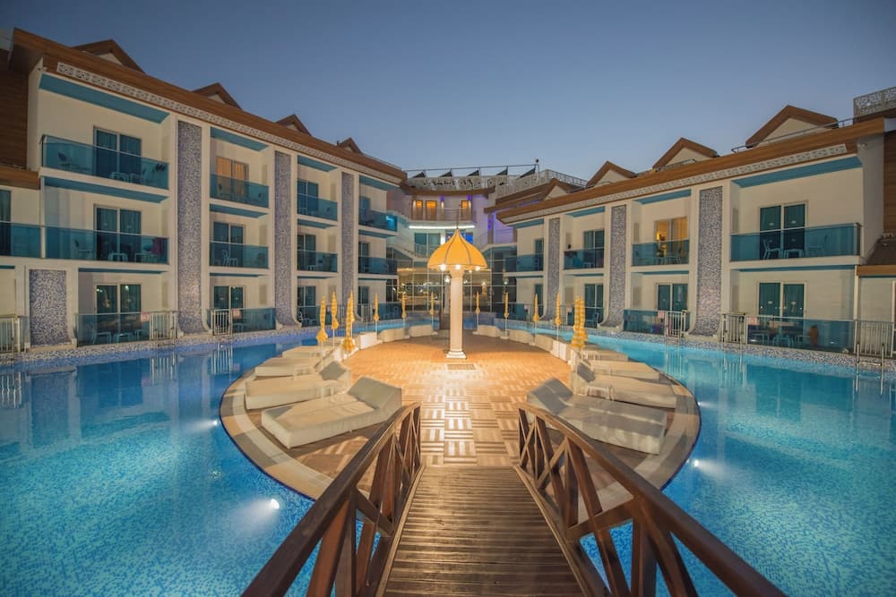 Ocean Blue Yüksek Sınıf Otel fotoğrafı