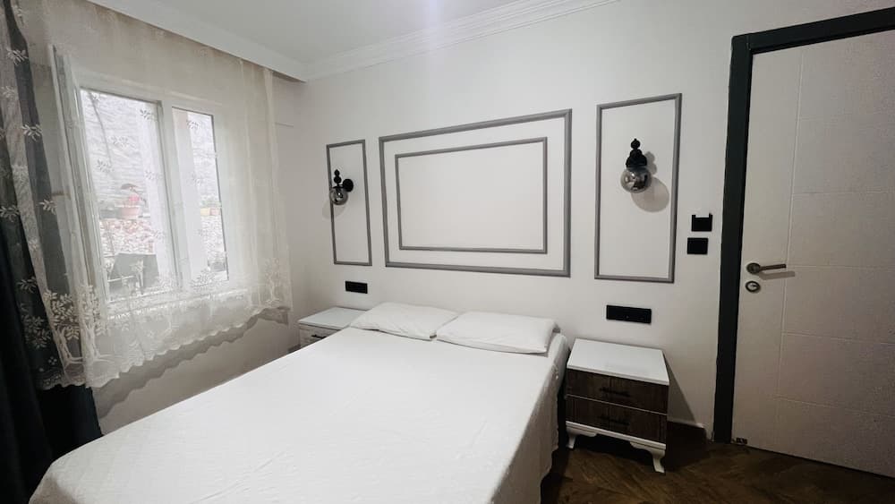 Hüya Bozcaada - Image 3