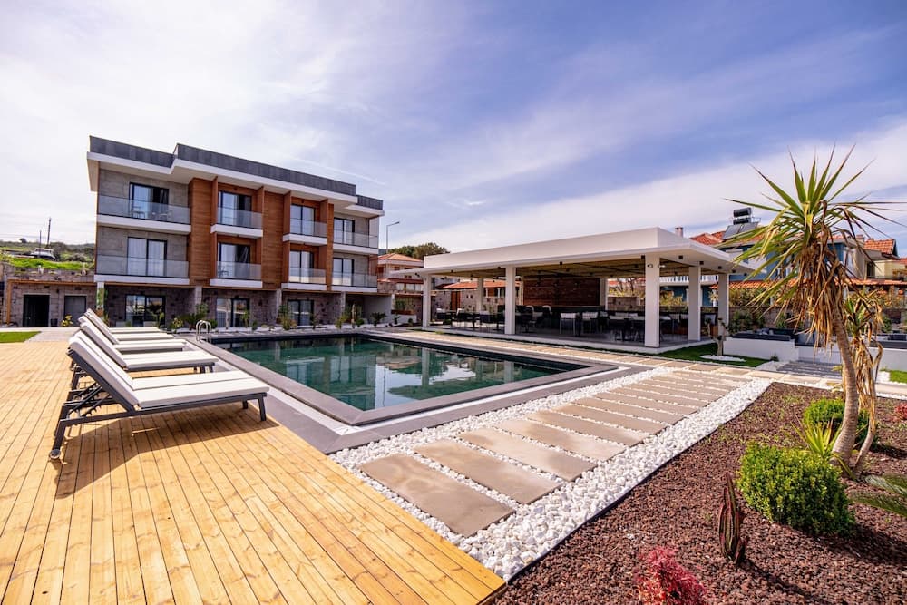 Leone Cunda Edition Otel - Image 1