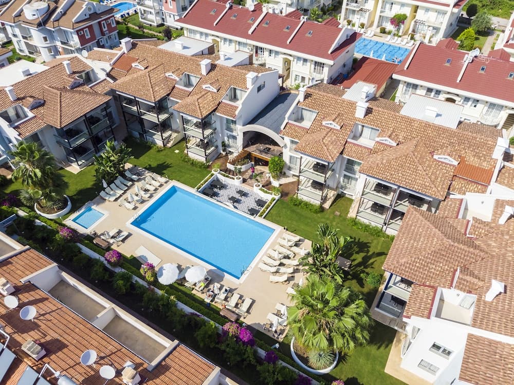 Diana Residence - Image 1