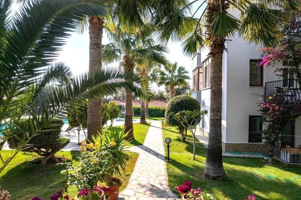 Carrington Suites Otel fotoğrafı