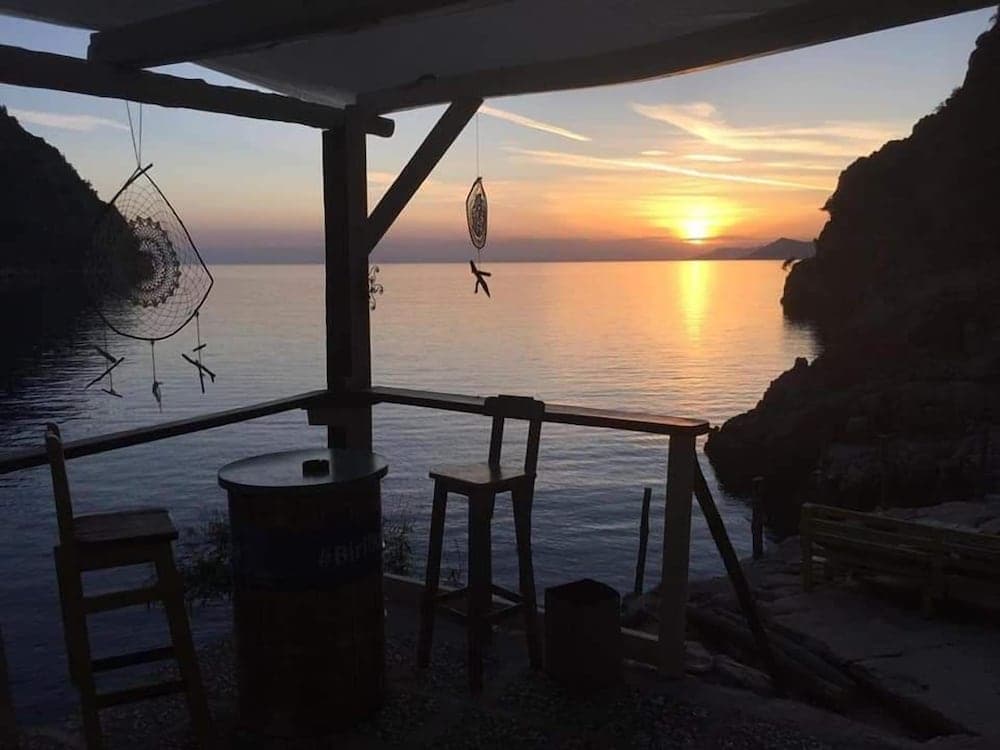 Butterfly Valley Beach Glamping Yiyecek A.Ş. - Image 2