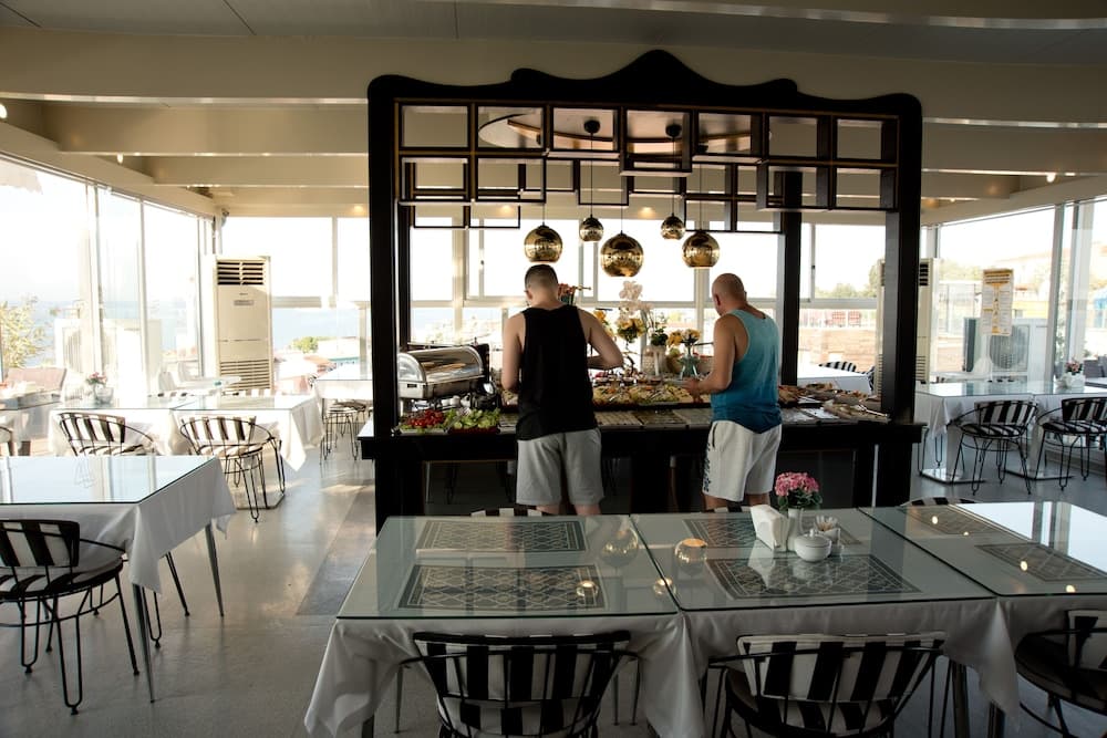 Ferman Otel - Özel Sınıf - Image 1