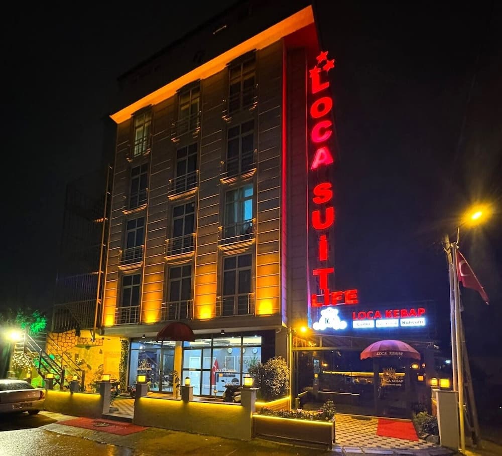 Loca Suit Otel - Image 1