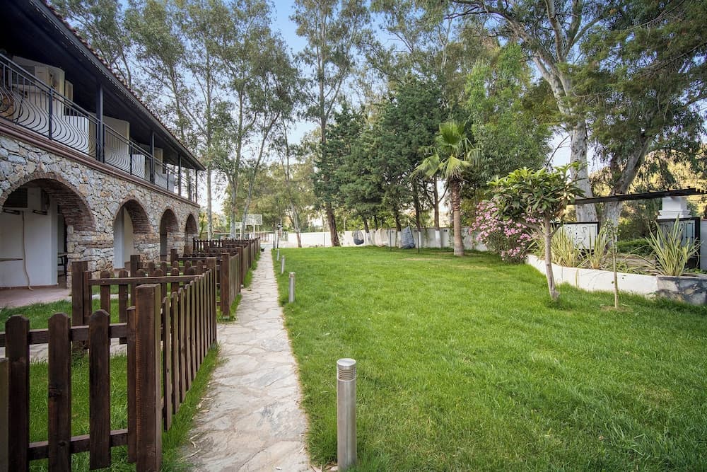 Alados Otel fotoğrafı