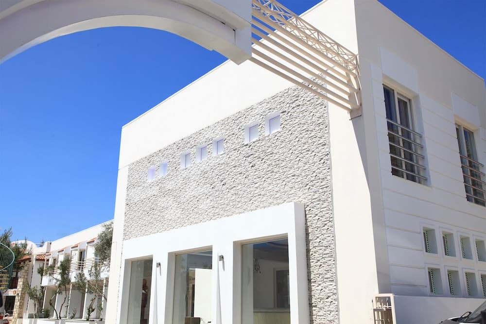 Delfi Otel & Spa - Image 1