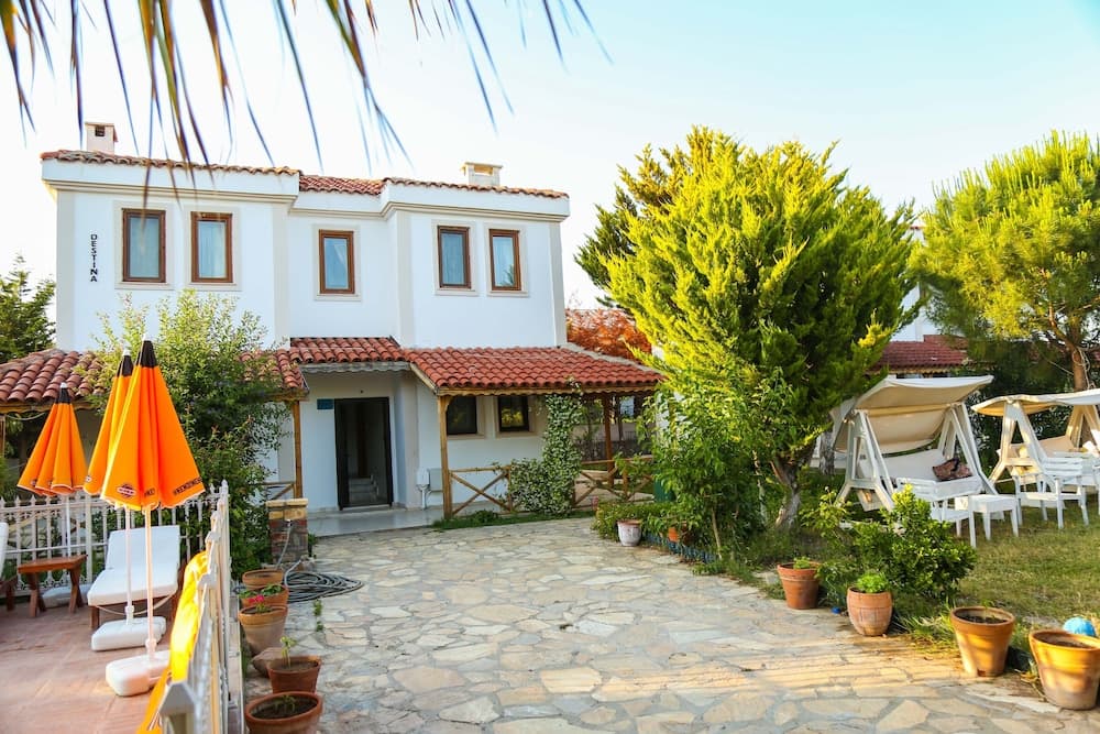 Destina Suit Otel - Image 1