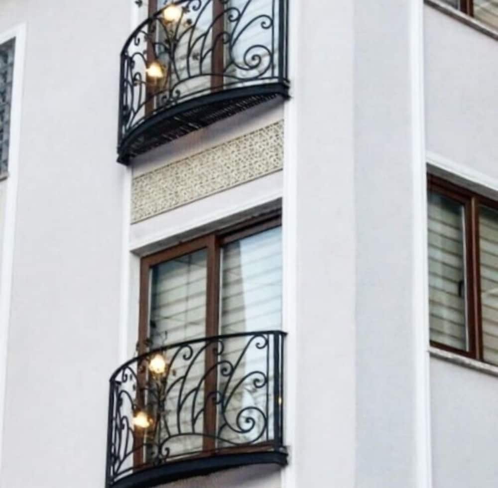 Galatolia Suites - Image 3