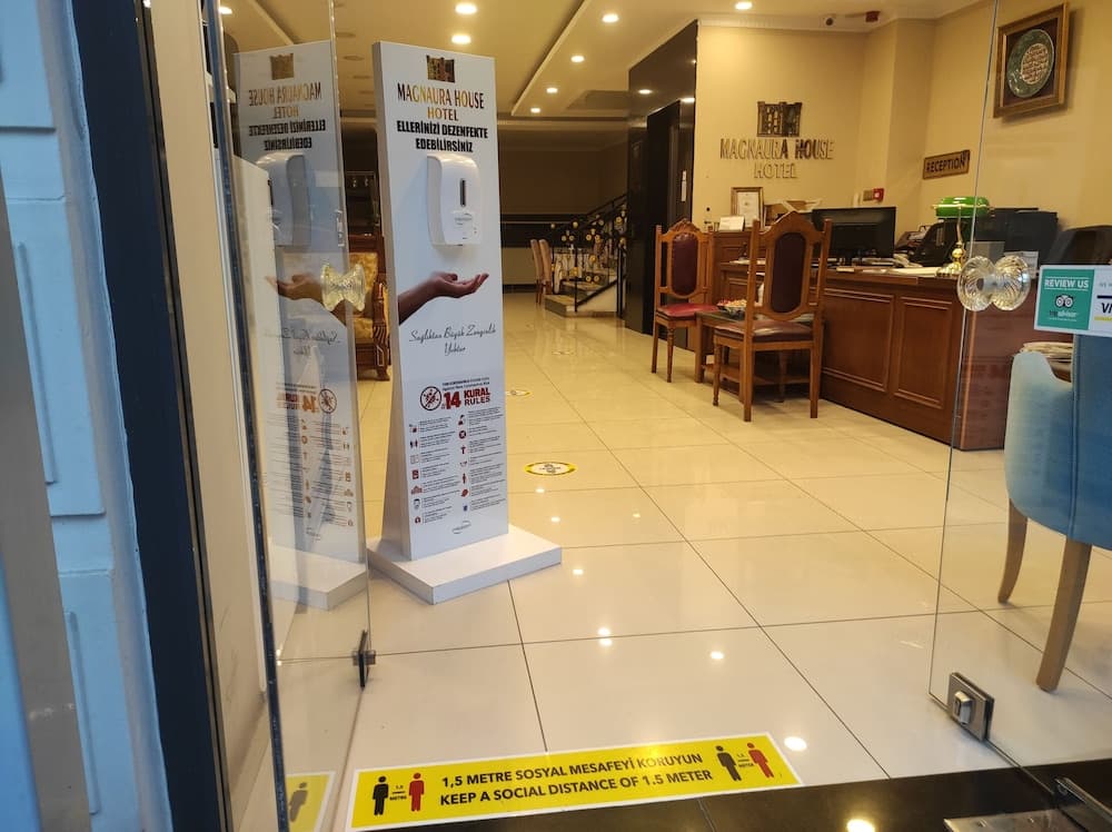 Magnaura House Otel - Image 2