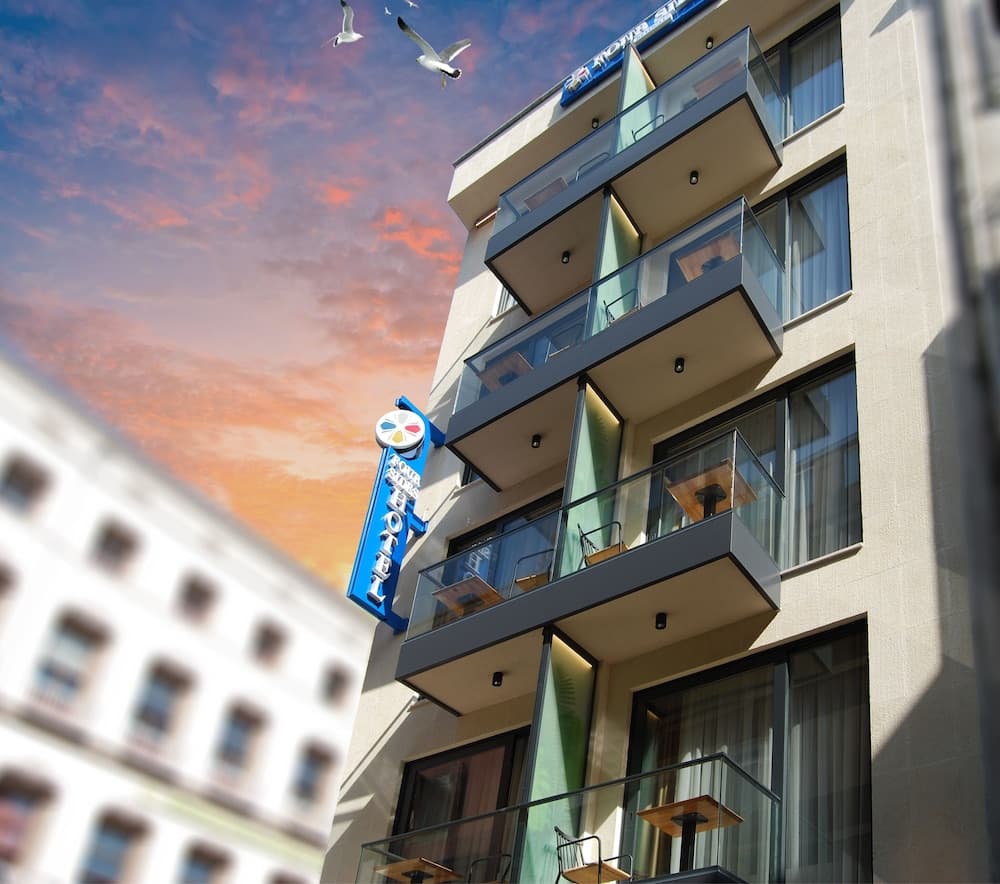 Four Sides Beyoğlu fotoğrafı