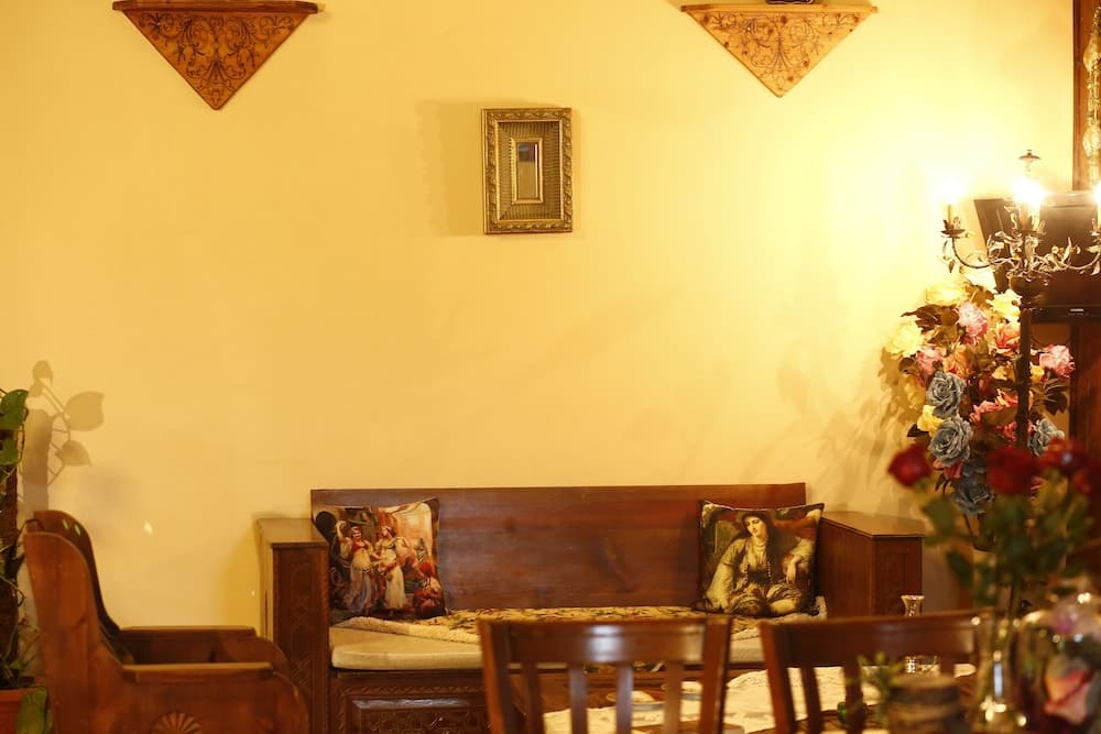 Elif Hatun Konagi - Image 3