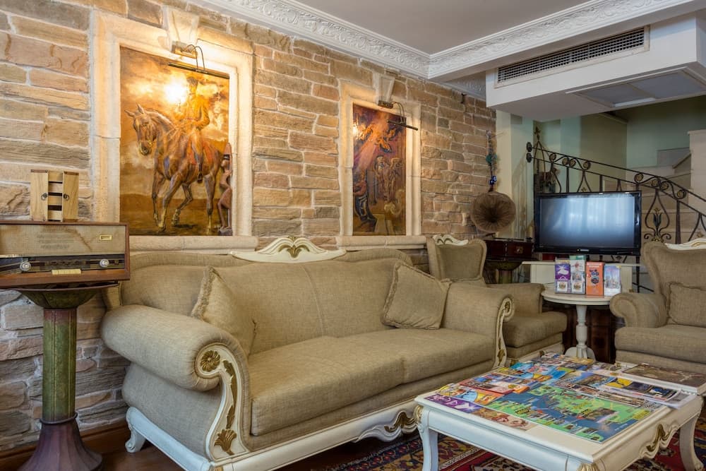 Sphendon Otel - Image 2