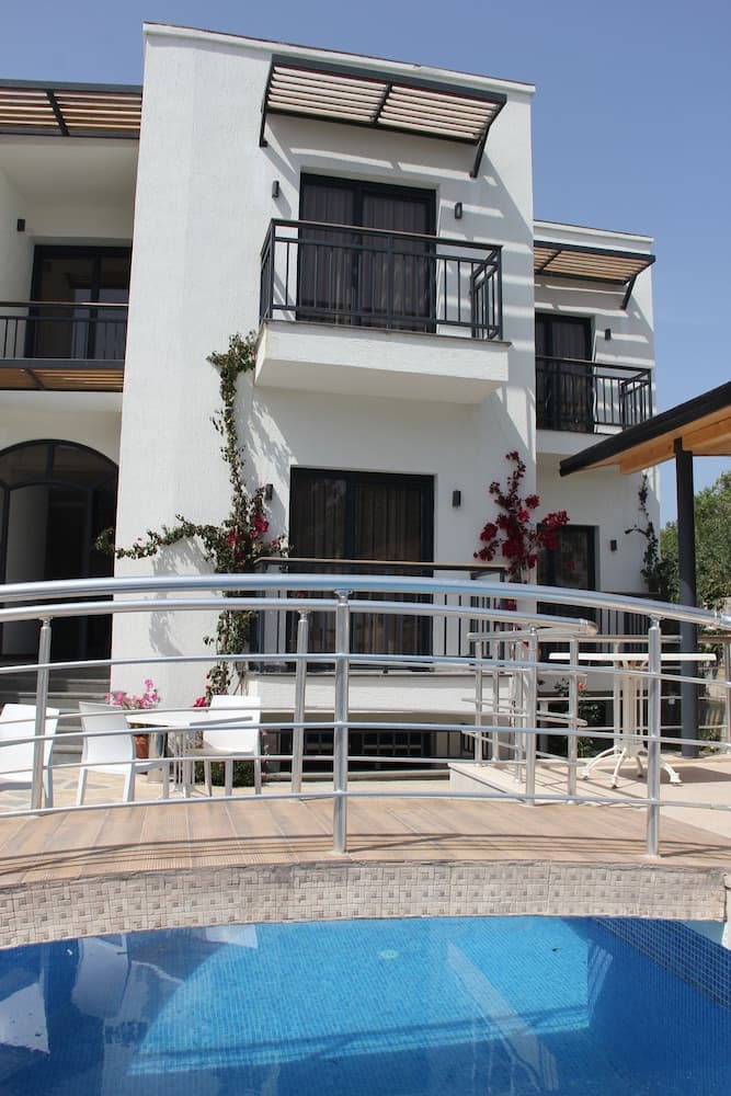 Orion Otel Bitez - Image 1