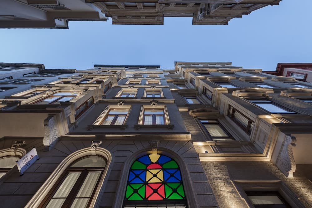 Akka Süitleri Taksim - Image 1