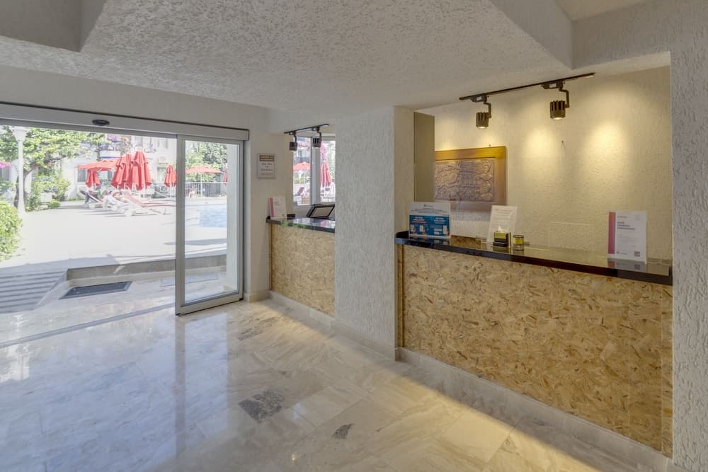 Serhan Otel - Image 1