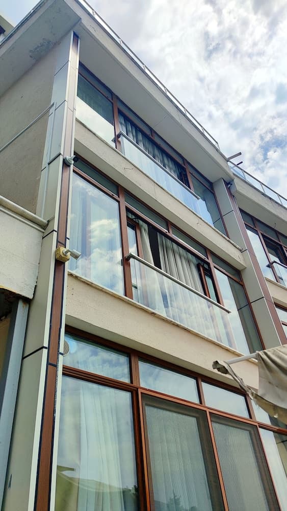 Bude Suit fotoğrafı