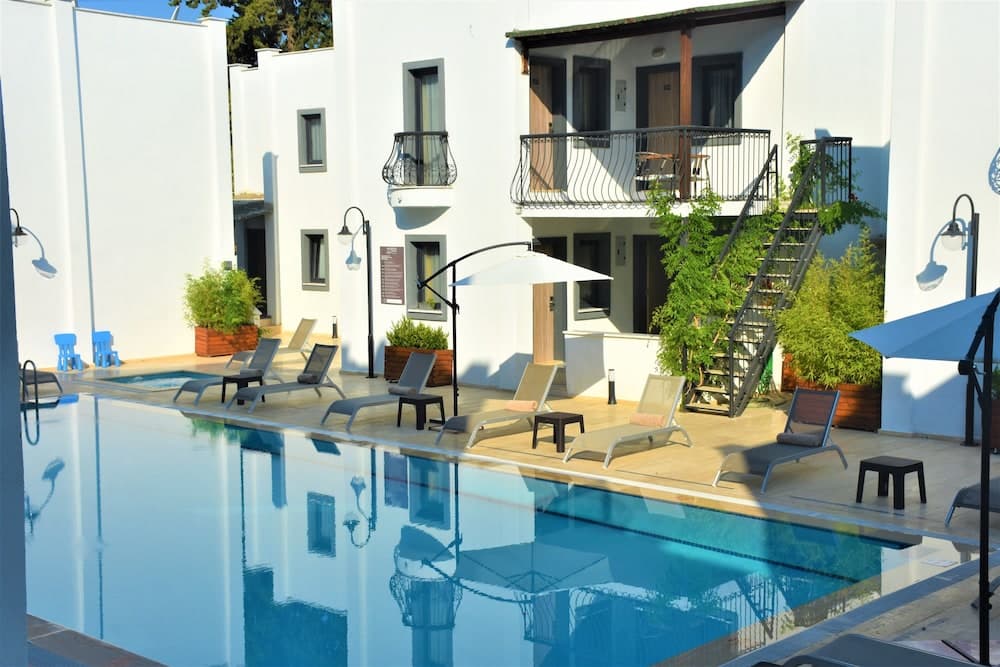 Modern Life Bodrum Otel - Image 3