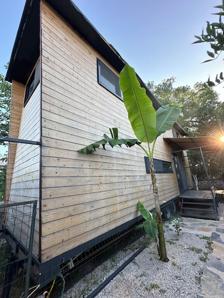 Gaia Tiny Houses - Image 1