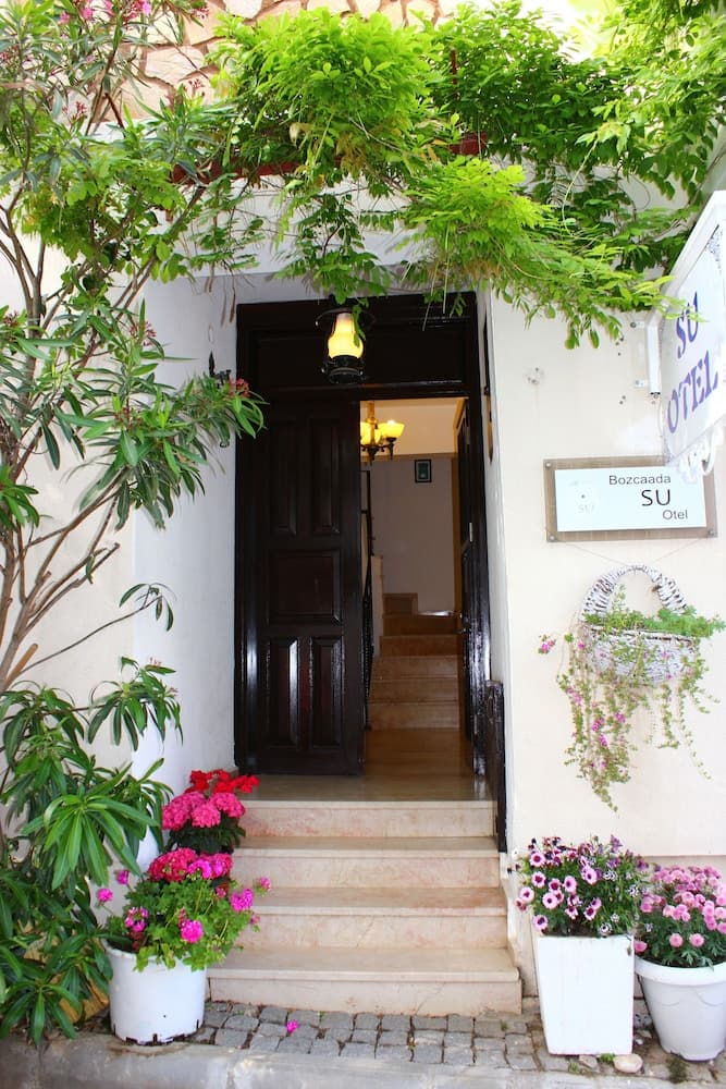Su Otel Bozcaada - Image 1