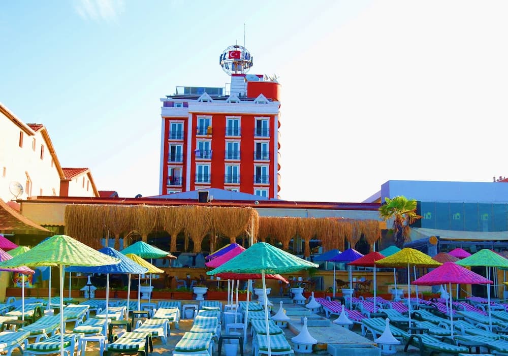 Blue World Otel - Image 1