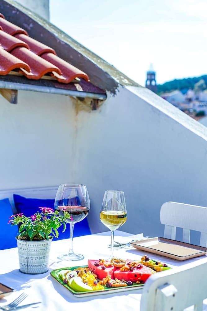 Melina Konuk Evi - Image 3