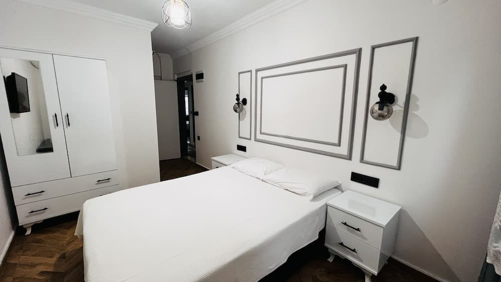 Hüya Bozcaada - Image 2