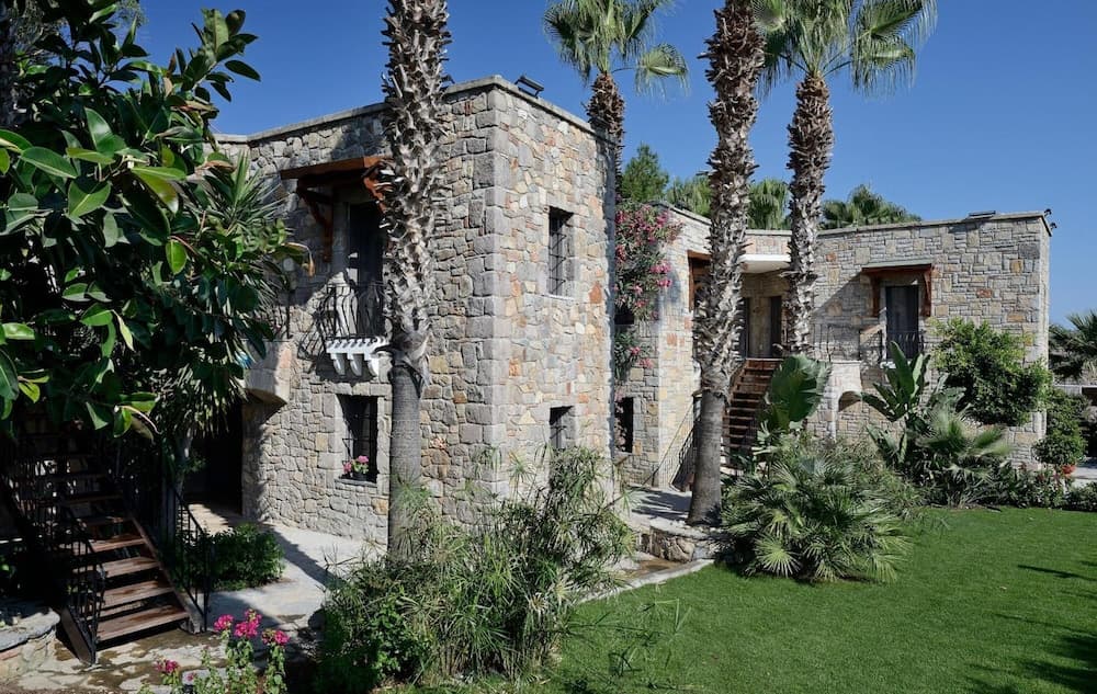 Yalikavak Marina Bahçe Hotel - Image 1