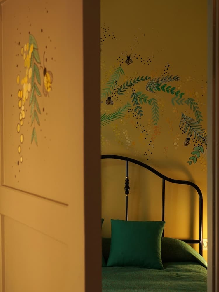 Tilas House No8 - Yurt - Image 4